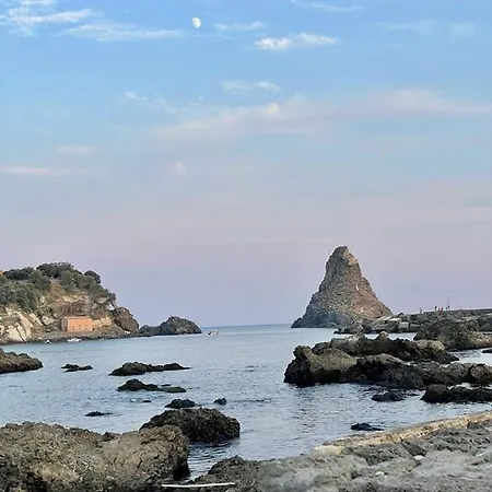 Hébergement de vacances The Cyclops Retreat - Seaview Aci Castello
