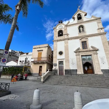 The Cyclops Retreat - Seaview * Aci Castello