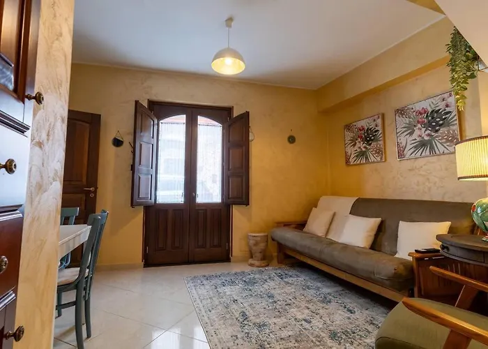 The Cyclops Retreat - Seaview Aci Castello